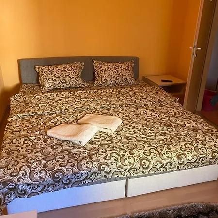Piata Apartment
